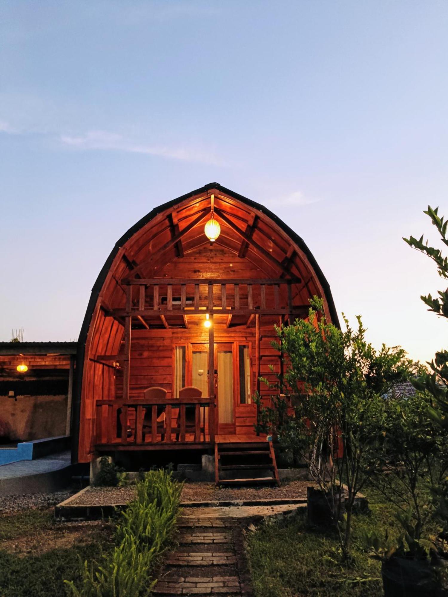 Raturinjani Homestay Selong Ngoại thất bức ảnh