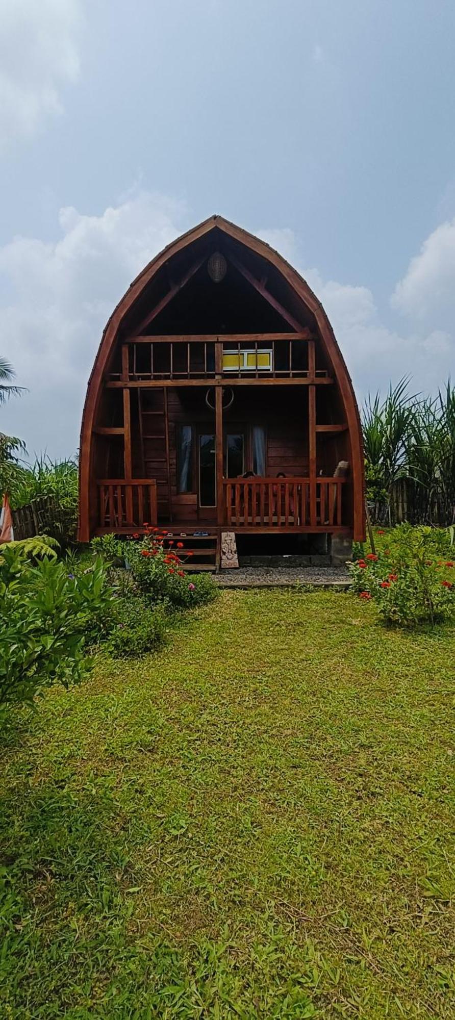 Raturinjani Homestay Selong Ngoại thất bức ảnh